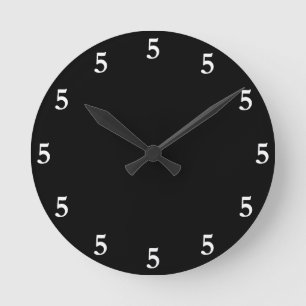 Wit Five o'Clock ergens op Zwart Ronde Klok