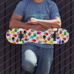 Wit Kleurrijk Handafdruk Patroon Ontwerp Skateboard