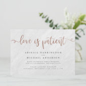 Wit Marmer & Roze Gouden Schrift Liefde Is Geduldi Kaart (Staand voorkant)