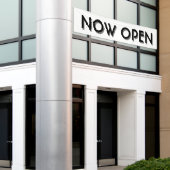 Wit Nu Open Uiteenzetting Banner (Buitenkant Gebouw)