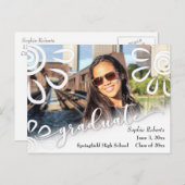 Wit op Witte Bloemen met Afstuderen Foto Aankondigingskaart (Voorkant / Achterkant)