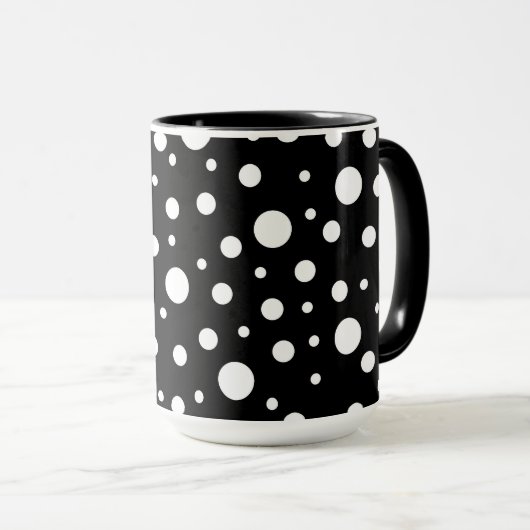 Wit op zwart polkadotpatroon mok (Voorkant rechts)