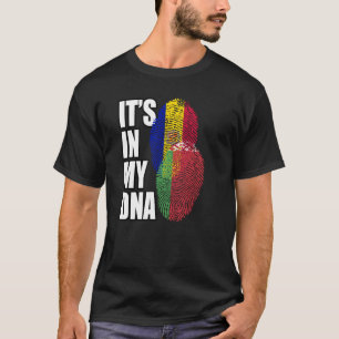 Wit-Russisch en Andorra mengen het erfgoed van de T-shirt