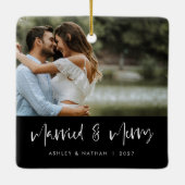 Wit Script Getrouwd & Vrolijk Zwart Foto Ornament (Achterkant)