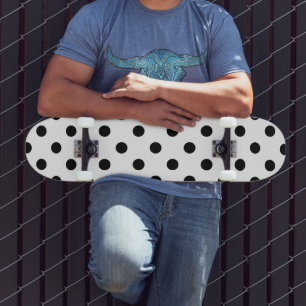 Wit Stippenontwerp op Witte Achtergrond Skateboard