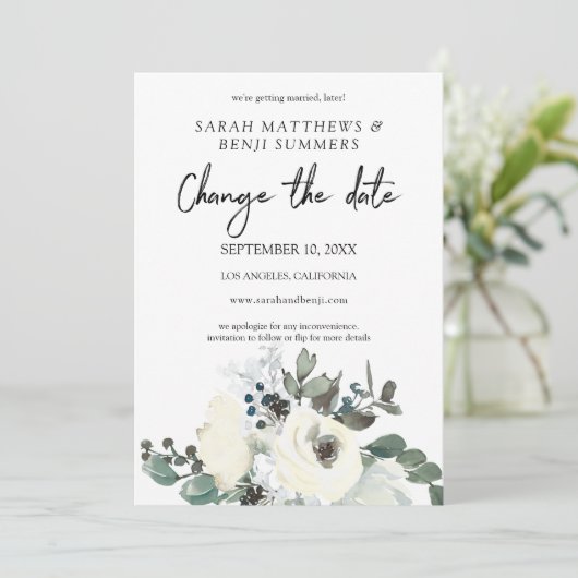 Wit & Stofblauw Bloemmotief Wijzig de Datum Detail Kaart (Staand voorkant)