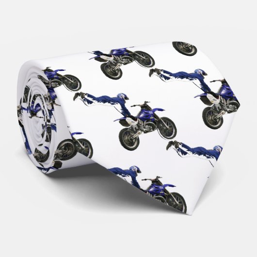 wit stropdas drie (Opgerold)