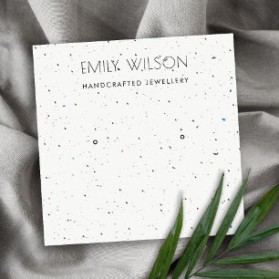 WIT TERRAZZO-TEXTURE STUD EARRING DISPLAY LOGO VIERKANTE VISITEKAARTJE