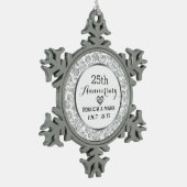 Wit & Zilver 25e Bruiloft Jubileum Tin Sneeuwvlok Ornament (Links)