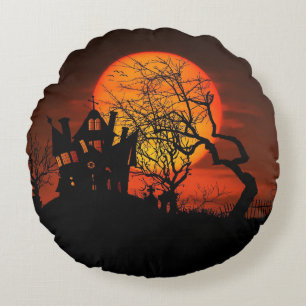 Witch Castle Round Pillow Rond Kussen