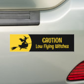 Witch op Broom Bumpersticker (Op auto)