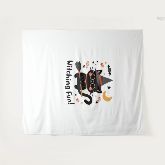 Witching Fun Zwarte Kat met Bezem – Schattigee Hal Wandkleed (Voorkant (horizontaal))