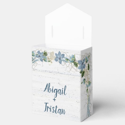 Witgeschilderd hout met trouwbloemen bedankdoosjes (Geopend)