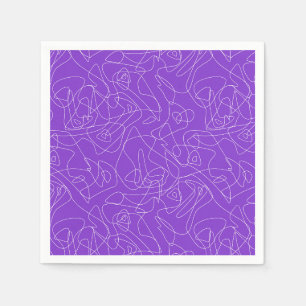 witte abstracte gebogen lijnen op een paarse achte servet