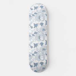 Witte achtergrond Delicate Blauwe Japanse Bloemen Skateboard