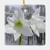 Witte amaryllis en sneeuw I Keramisch Ornament (Voorkant)