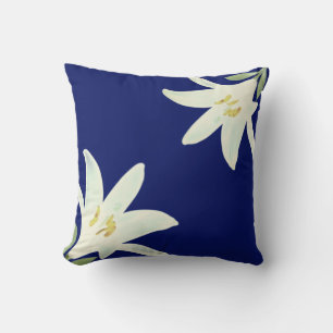Witte Amaryllisbloemen op marineblauw Kussen