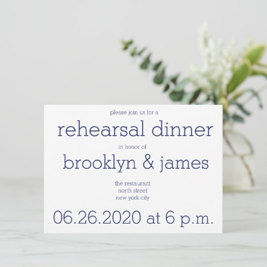 Witte Blauwe Moderne Trouw Rehearsal Uitnodigingen (Staand voorkant)