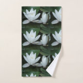 Witte bloem, botanische foto. bad handdoek (Handdoek)
