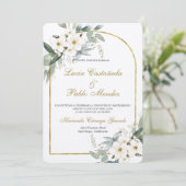Witte bloemen bruiloft uitnodiging Spaans (Staand voorkant)