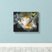 Witte bloemen canvas afdruk (Insitu (Houten vloer))