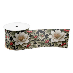 Witte bloemen met Holly & Rode bessen Lint