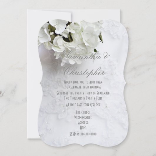 Witte bloemen op bruiden jurk bruiloft kaart (Voorkant)