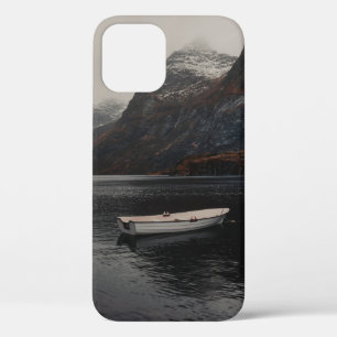 WITTE BOOT AAN BODY VAN WATER NAAR DE MONTAINEN iPhone 12 HOESJE