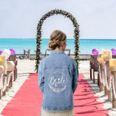 Witte bruid typografie en bloemenkrans bruiloft denim jacket