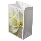 Witte calla lilies van bovenaf medium cadeauzakje (Achterkant Gekanteld)