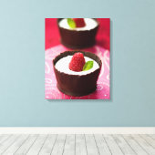 Witte chocolademousse dessert canvas afdruk (Insitu (Houten vloer))