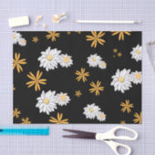 Witte dagbloemen op een zwarte achtergrond canvas tissuepapier (Craft)