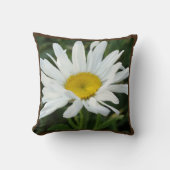 Witte daisy bruiloft gepersonaliseerd met naam kussen (Voorkant)