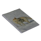 Witte Duitse herder in de sneeuw Notitieboek (Rechterzijde)