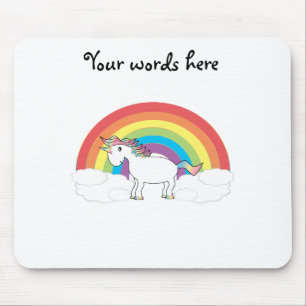 Witte eenhoorn op regenboog en wolken muismat