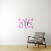 witte eenvoudige minimale tekst stijl trouwen roze wandkleed (In Situ (horizontaal))