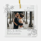 Witte Eerste Kerstmis Mr. & Mrs Foto Keramisch Ornament (Voorkant)