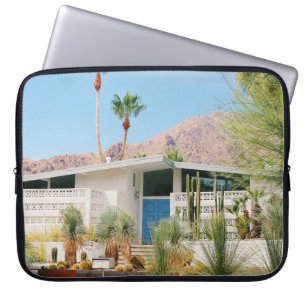 WITTE EN BLAUWE CONCRETE BOUW NEAIRE GROENBOMEN LAPTOP SLEEVE