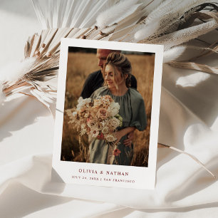 Witte en donkerrode tekst en foto   Bruiloft Save The Date