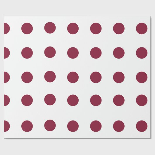 Witte en maroon Polka Dot Wrapping Paper Cadeaupapier (Vlak)