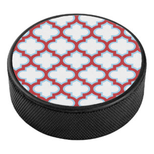 Witte en rode latwerk, traliewerk, quatrefoil hockey puck