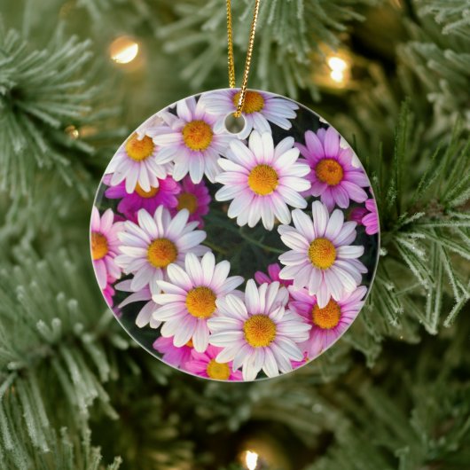 Witte en roze Daisy Flower Keramisch Ornament (Boom)
