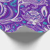 Witte en turkooispaisleypatroon op paars cadeaupapier (Hoek)
