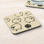 Witte en zwarte schapen op de achtergrond van Crea Onderzetter (Linkerzijde)