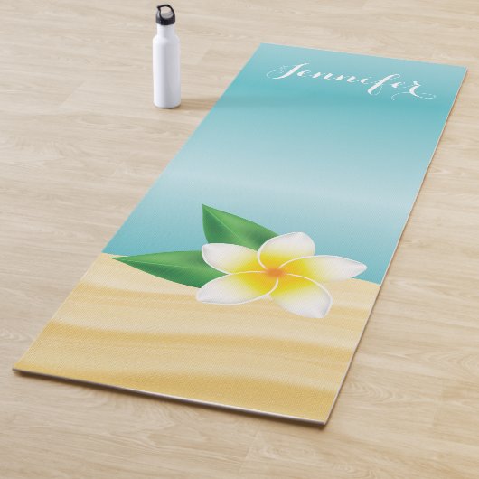 Witte Frangipani-ventilator met naam Yogamat (In situ)