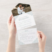 Witte gedempte groene bladeren, aangepaste foto all in one uitnodiging (Afscheurbaar)