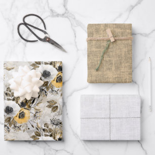 Witte, gele anemonen op een grijs-bruine achtergro inpakpapier vel