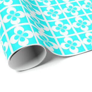Witte geometrische bloem op aqua blauw cadeaupapier