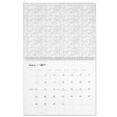 Witte getextureerde achtergrond met subtiele, verw kalender (Mar 2027)