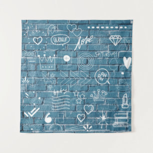 Witte graffiti op blauwe muur moderne tekstkunst wandkleed